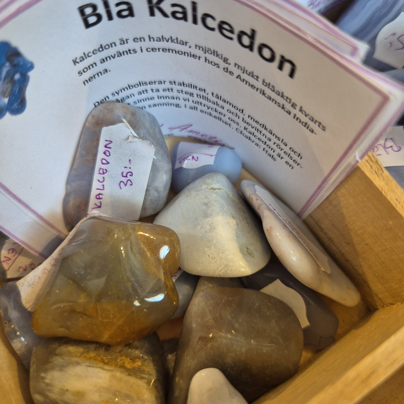 Blå Kalcedon Mellanstor 35kr