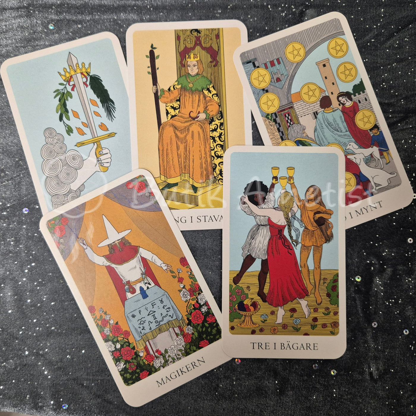 Tarot för din personliga utveckling - tarot på svenska av Sanna Sporrong